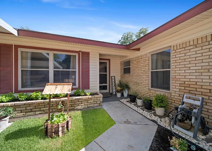 Family And Pet Friendly Stay - 15 Min To Downtown Six Flags Seaworld Very Close To Hospitals